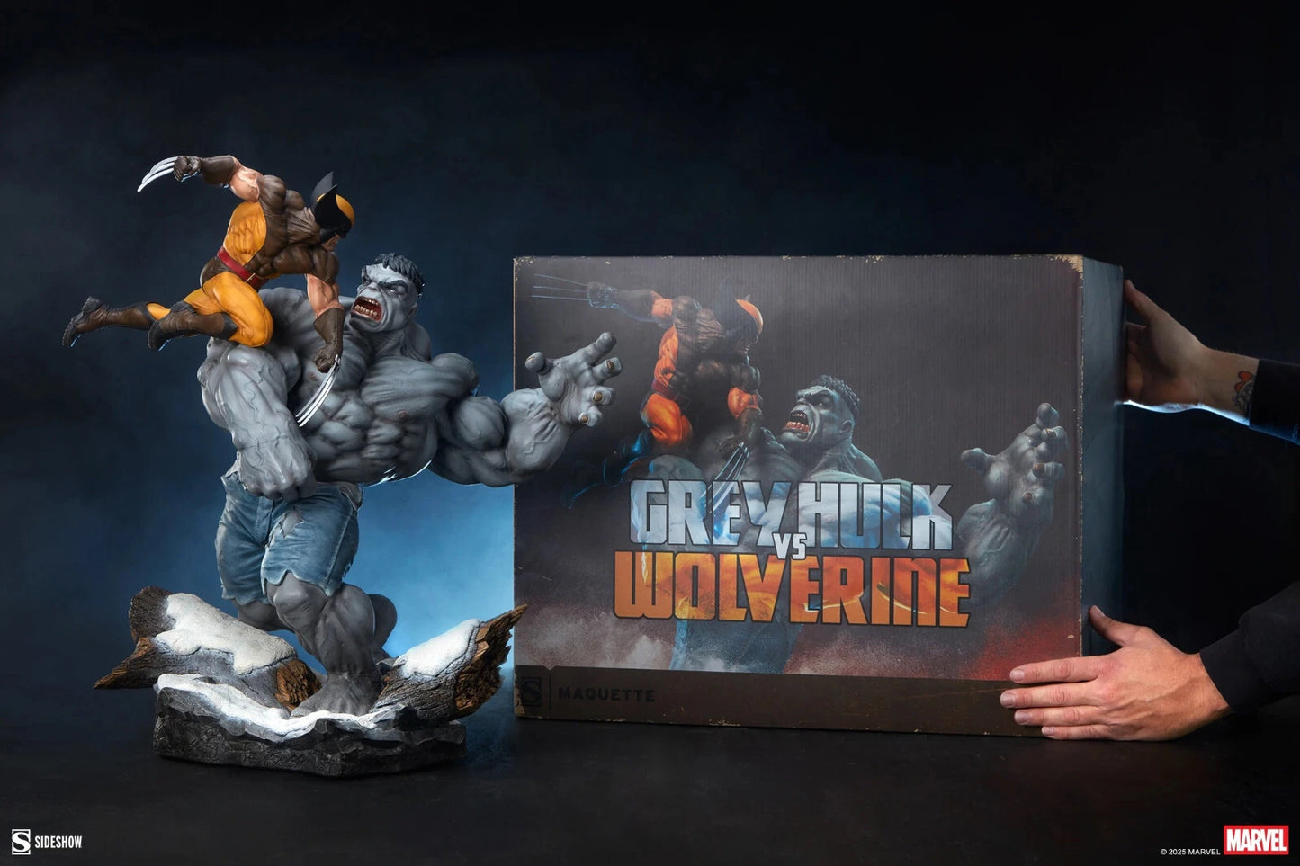 Sideshow Collectibles Marvel Grey Hulk vs. Wolverine Maquette Statue