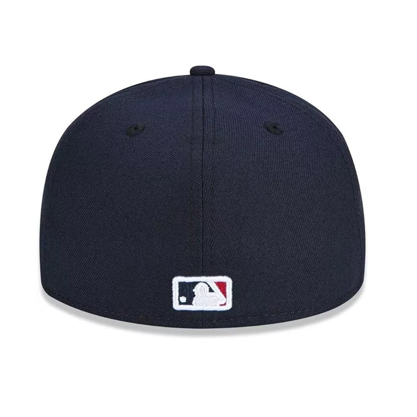 Gorra ajustada 59FIFTY auténtica para uso en el campo de los Minnesota Twins de New Era