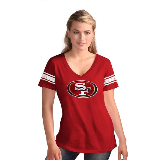 Camiseta de mujer con cuello en V y diseño desgastado de los New York Yankees Ballpark