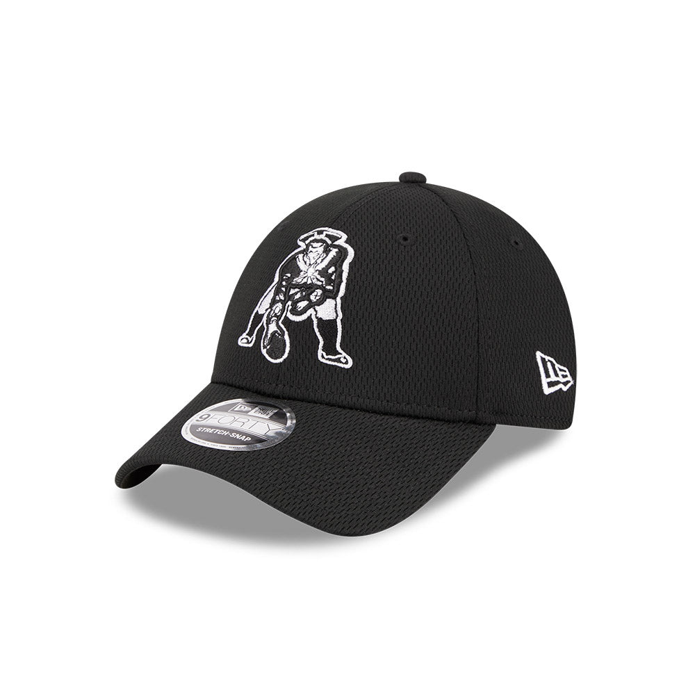 New England Patriots New Era Throwback Authentic 9FORTY Stretch Adjustable Snapback Hat