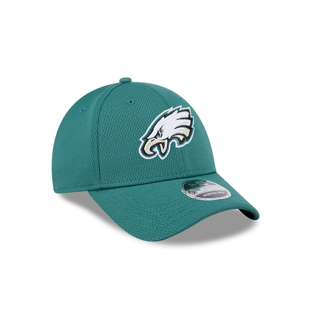 Philadelphia Eagles New Era Authentic 9FORTY Stretch Adjustable Snapback Hat