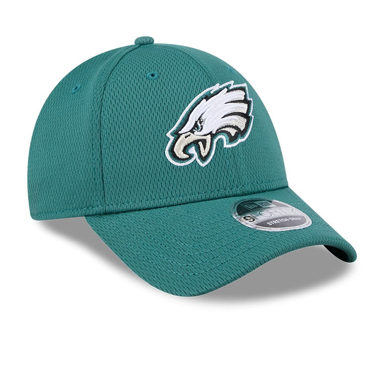 Philadelphia Eagles New Era Authentic 9FORTY Stretch Adjustable Snapback Hat