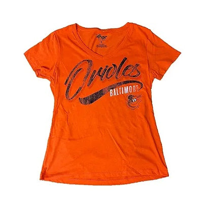 Camiseta de mujer con cuello en V y diseño desgastado de los New York Yankees Ballpark