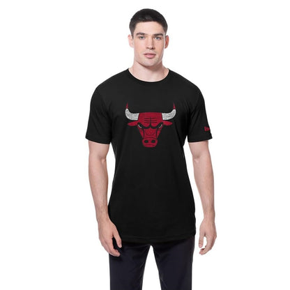 Chicago Bulls New Era Men's Distressed Logo T-Shirt